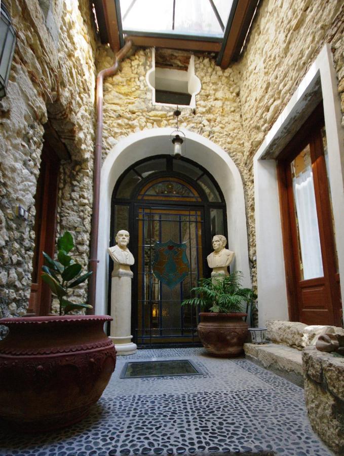 Palazzo Lupis B & B Grotteria Calabria Italia Exterior photo